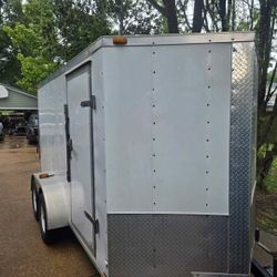 12' Enclosed Trailer 