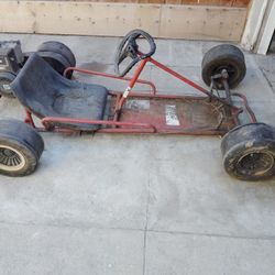 Vintage FUNDER WHEELS GO KART . DOESN'T RUN NEEDS WORK. $250  FIRM NO TRADES AS IS
