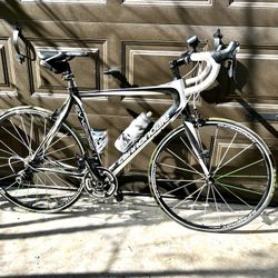 Canonndale Synapse 5 Road Bike