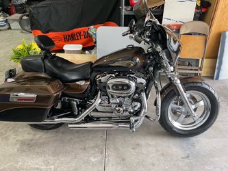 2013 Harley-Davidson Sportster 1200 Custom - 110th Anniversary (Rare/Low Miles)