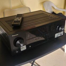 Pioneer AV Receiver VSX-822