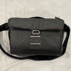 Peak Design Everyday Messenger Bag V1 15”