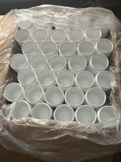 Plastic 160z Craft Jars. No Lid.