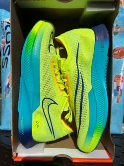 New Nike Streakfly ZoomX Running Shoes size 9