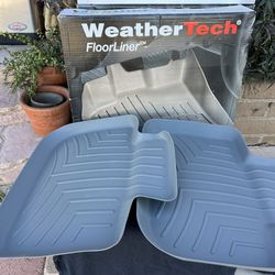 WeatherTech FloorLiner Set – Chrysler 300 / Dodge Charger (2011+) – Grey