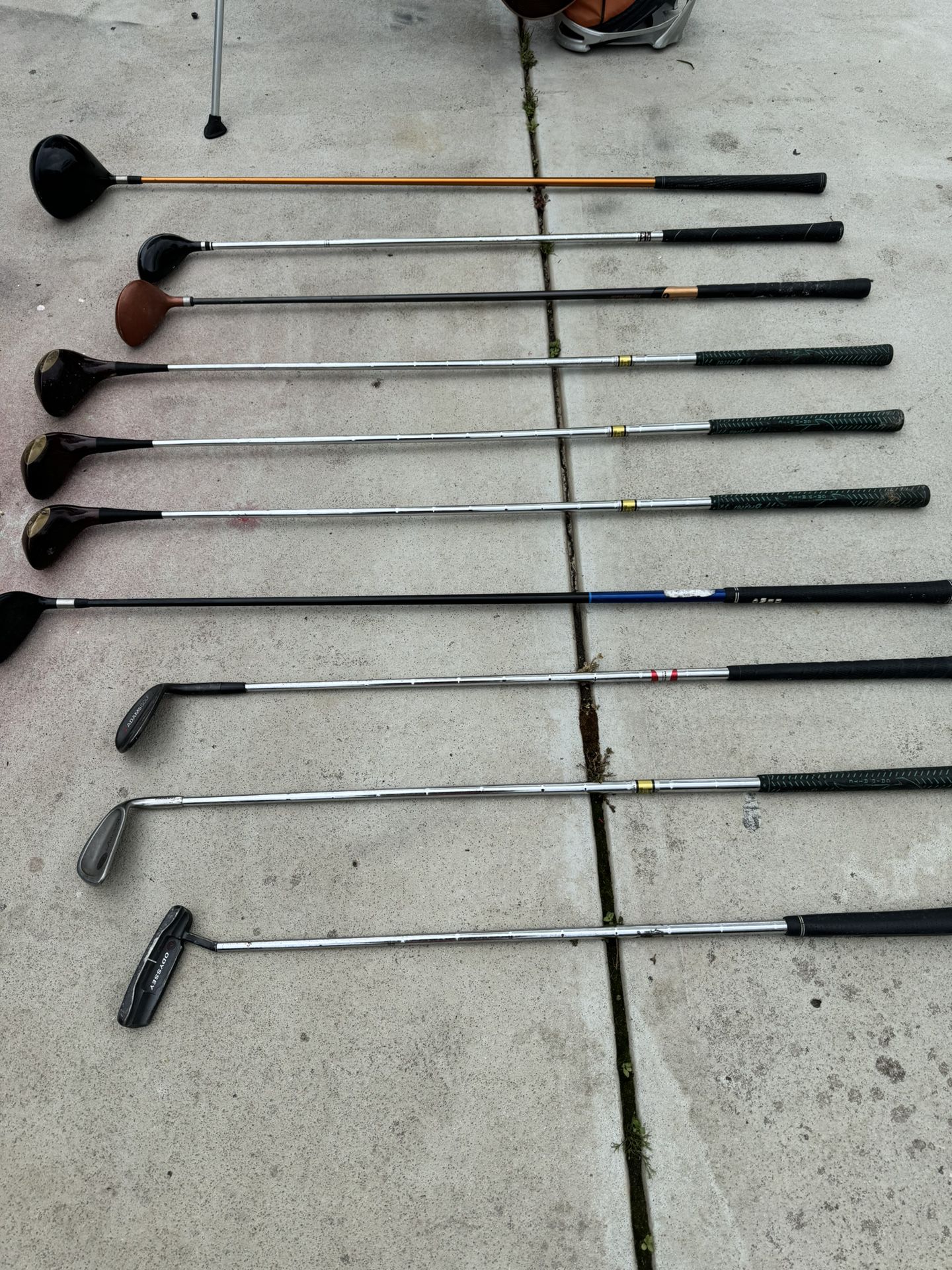 Adult golf clubs set