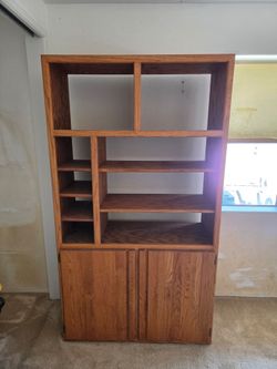 Beautiful oak bookcase