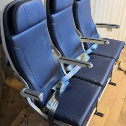 Boeing 737 Airplane Seats