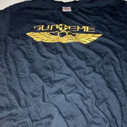 Supreme Shirt Size Medium 