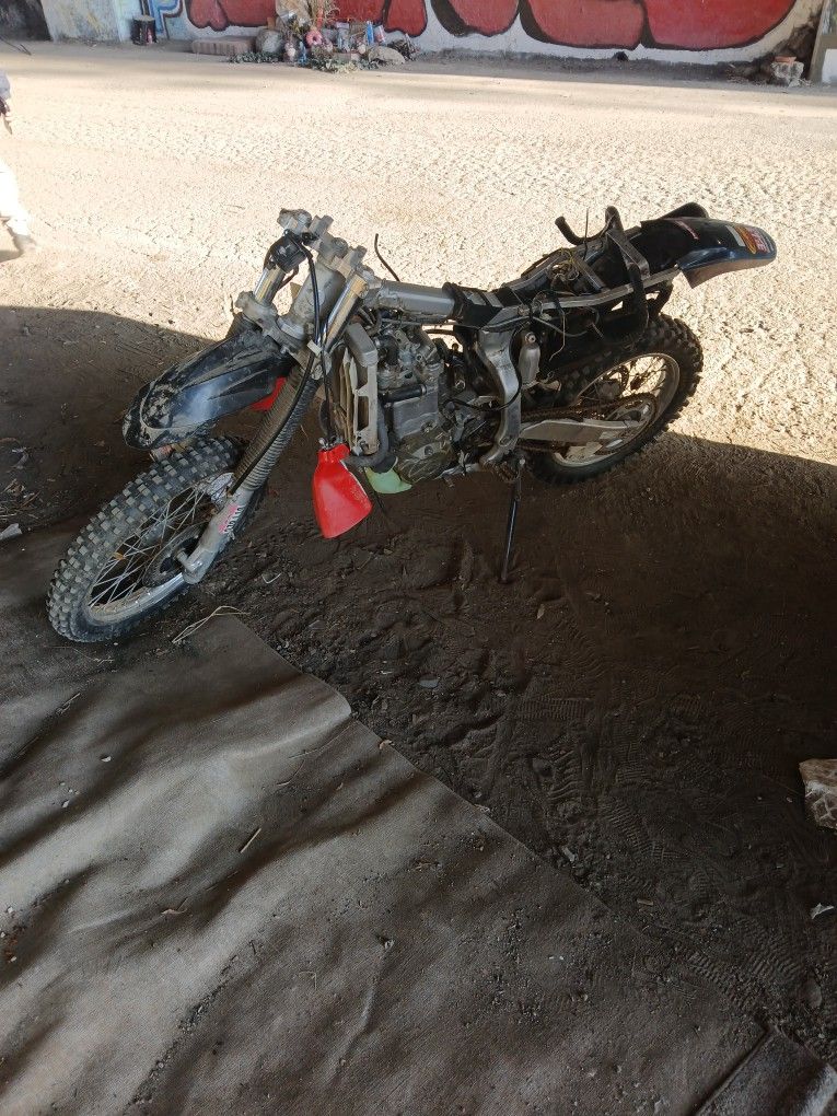 Dirt Bike 650cc for Sale in Pico Rivera, CA - OfferUp