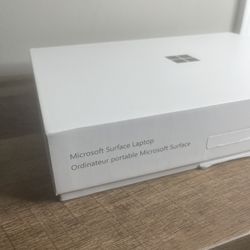 Microsoft Surface 7 Snapdragon X Plus 13.8’ 256gb