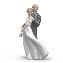 LLADRÓ Everlasting Love Couple Figurine