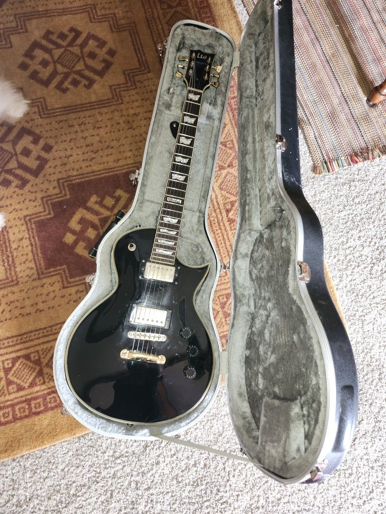 ESP LTD EC-256 Black Electric Guitar W/ Hard Shell Guitar Case
