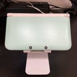 3DS XL Modded With Games
