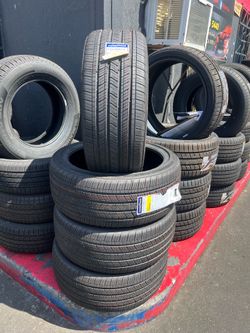 Goodyear 235/40/19