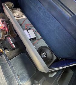 2 12in subs with box