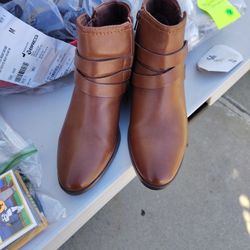 Baretraps Women's Boots 