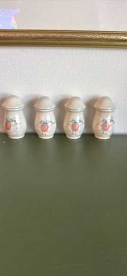 Vintage Marmalade geese spice jars