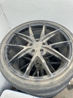 2 Set Of 19” Rims And The Tires
