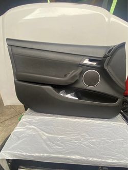 G8 Gt driver door panel
