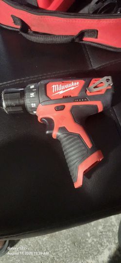 Milwaukee M12 drill driver