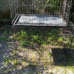 2 Wire Standard Dog Crates 3ft X2 Ft  Stored Outside 