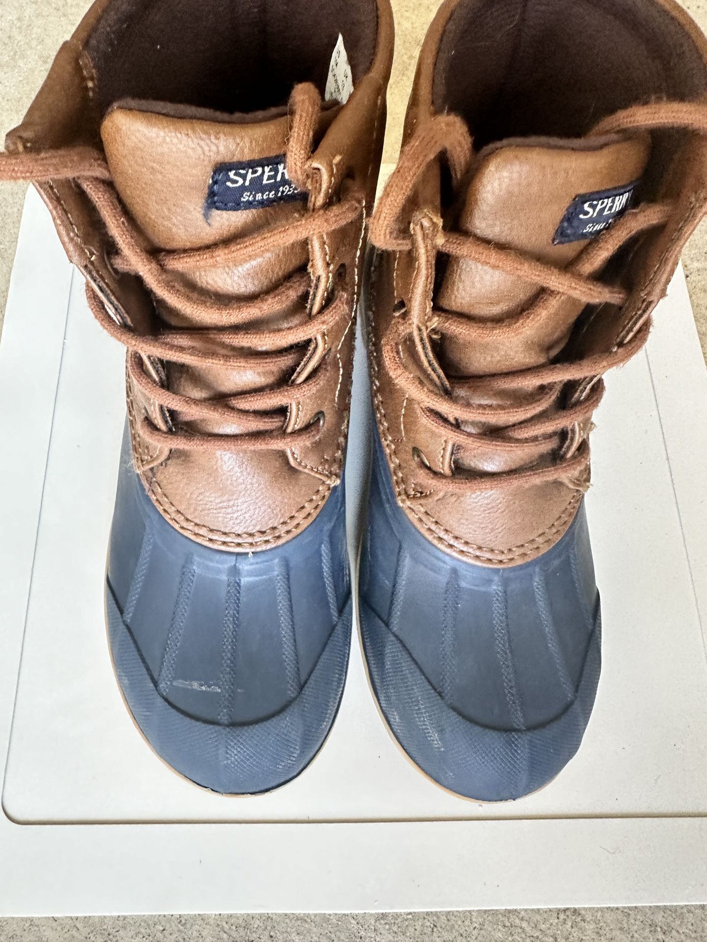 Kids Sperry Boots Size 1 