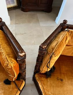 dos sillas tipo butacas
