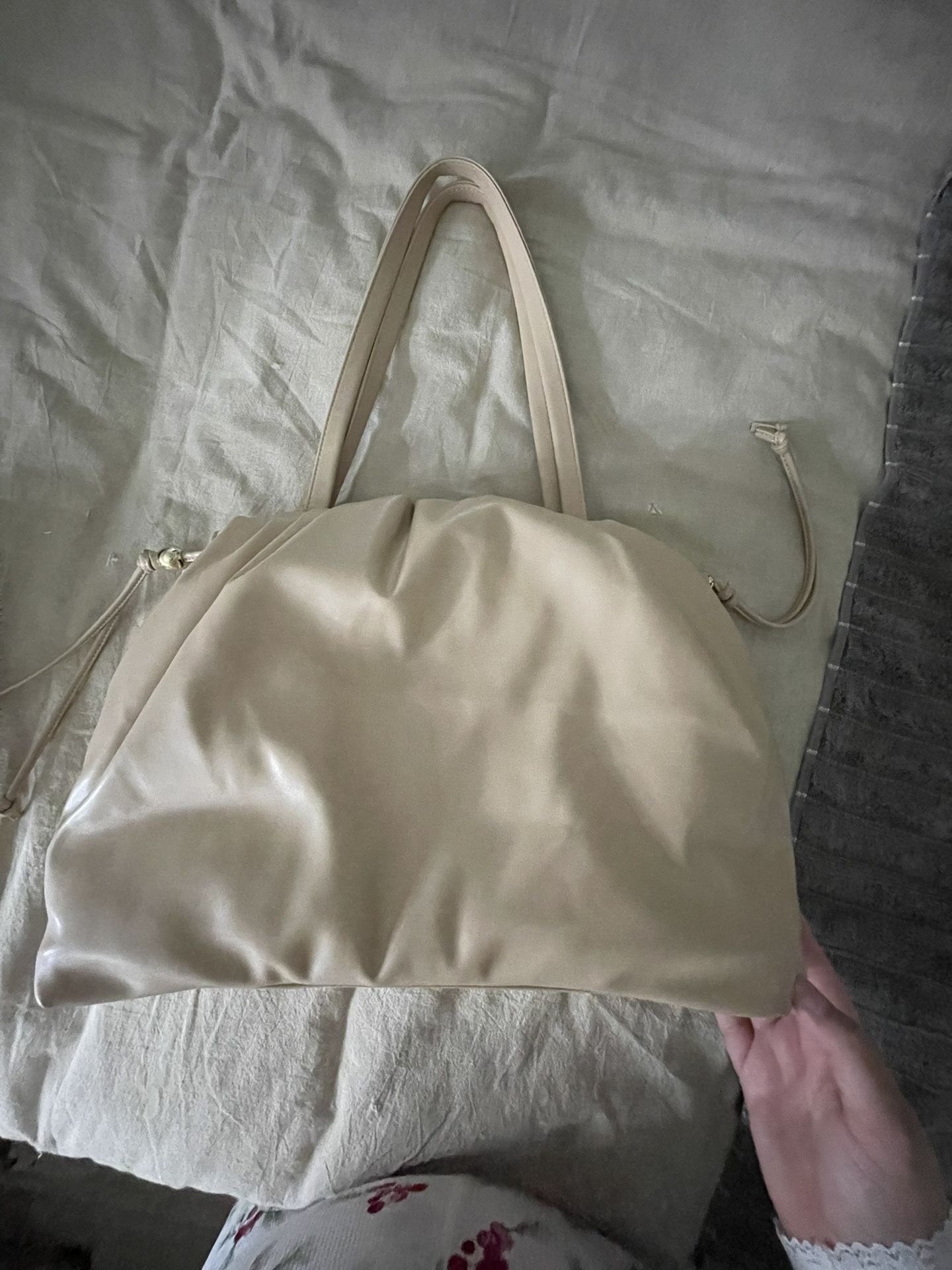 Large Shoulder Bag 