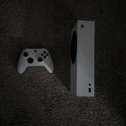 All White Xbox Series S 
