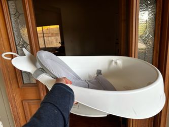Infant Baby Bath Tub Skip Hop