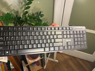 ASUS Wired Full-Size Keyboard