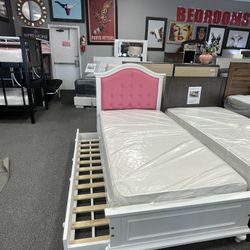 Twin Trundle Bed frame With Mattresses 