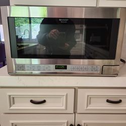 Microwave  SHARP Carousel  R-1214-YA