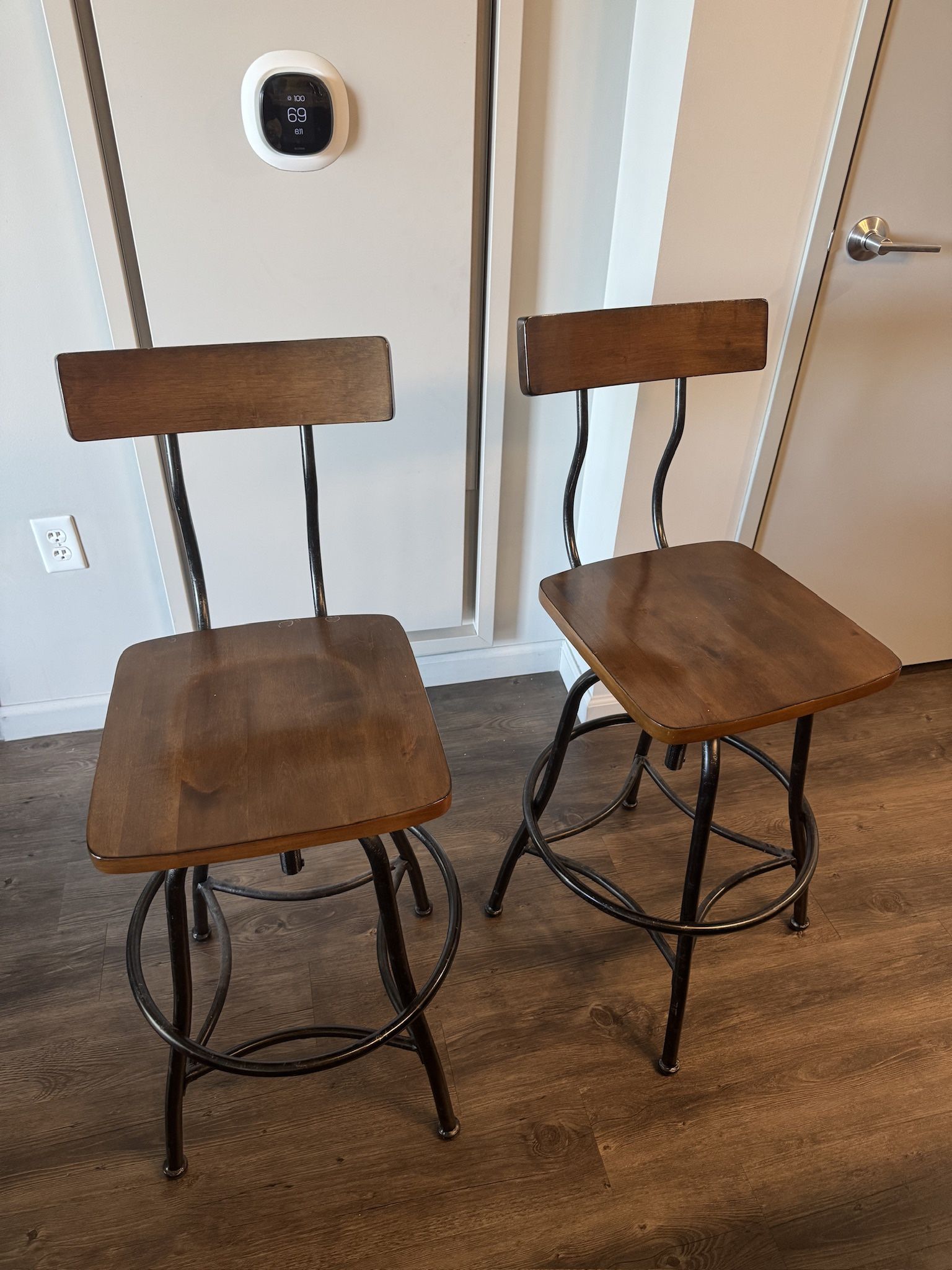 Adjustable Wooden Stools