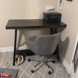 Desk & Chair