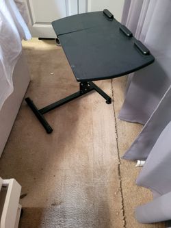 Nice very functional side table for crafts or sm projects