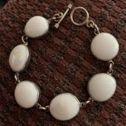 New Gorgeous Sterling Silver & Moonstone Bracelet