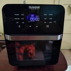 NuWave Brio 15.5qt air fryer oven + grill 

