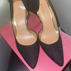 Pumps - Size 7.5