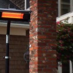 1,500-Watt Telescoping Offset Pole Mounted Infrared Electric Patio Heater 