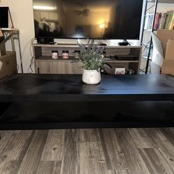 Coffee table for Sale 