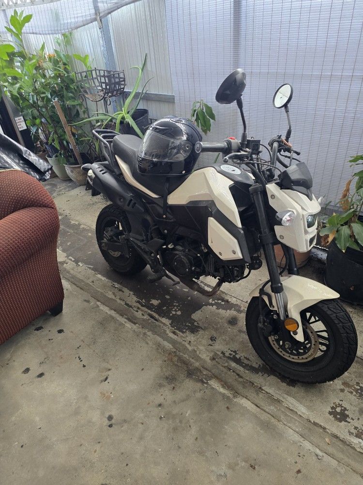 2006 Gung Motorcycle