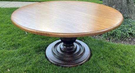 Five Foot Round Statement Table