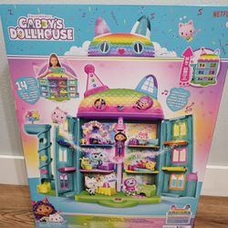 Gabby’s Dollhouse, 25" Tall Celebration Dollhouse with Toy Figures, Furniture & Sound Effects