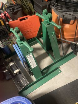 Electrical 2x Greenlee Wire Rack Stands