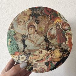 Hershey’s Tin