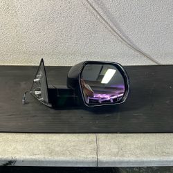 2023-2025 TOYOTA SEQUOIA FRONT RIGHT PASSENGER SIDE MIRROR OEM