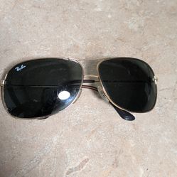 Ray-Ban Avaitors