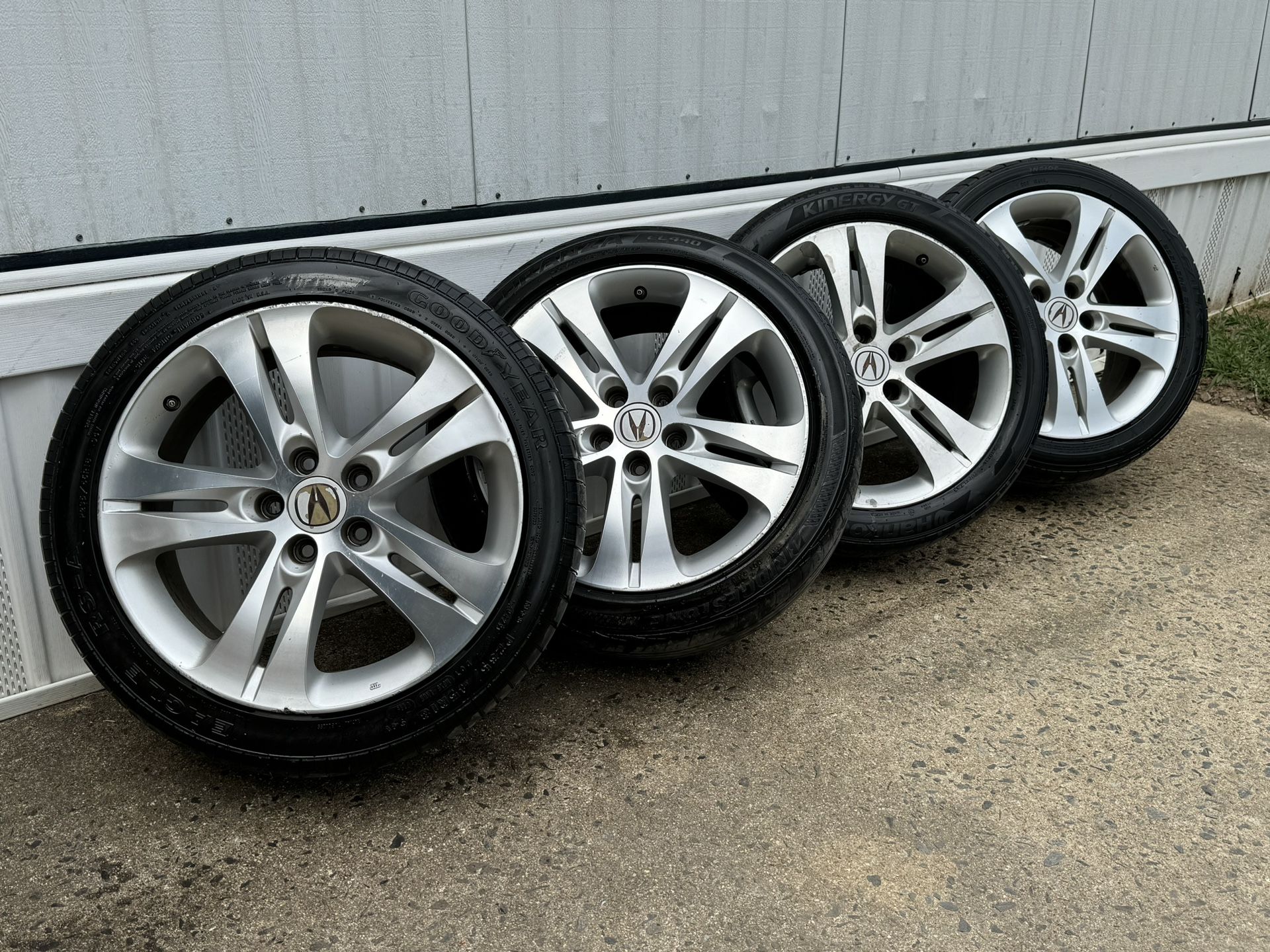 OEM Acura/Honda 18" Wheels 